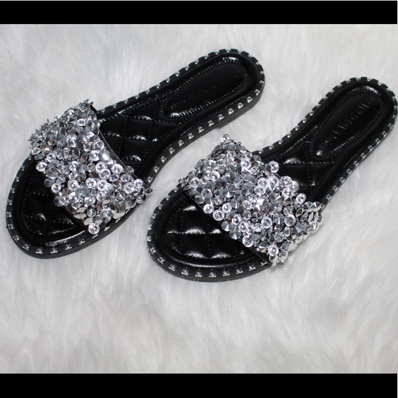 Black studded slides - Picture 2 of 2